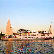 S/B Nile Majestic Dahabeya