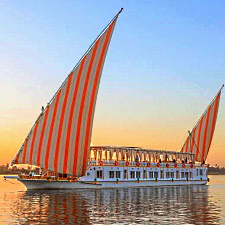 S/B Nile Palace Dahabeya