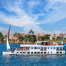 S/B Sonesta Amirat II Dahabeya